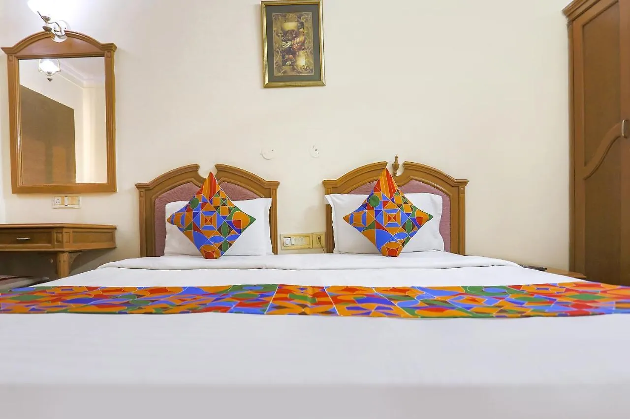 Fabhotel Altus Gurgaon Hotel